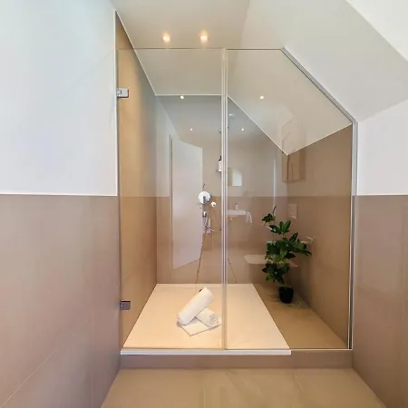 Apartment Stays - Am Badgarten - Direkte Seelage